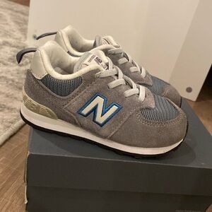 Grey kids new balance classic 574 euc